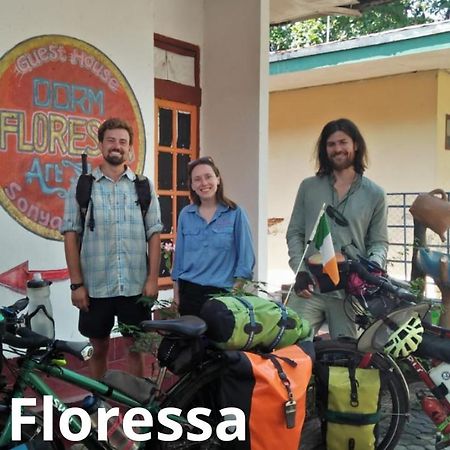 Guest House Dorm Floressa Maumere Eksteriør bilde